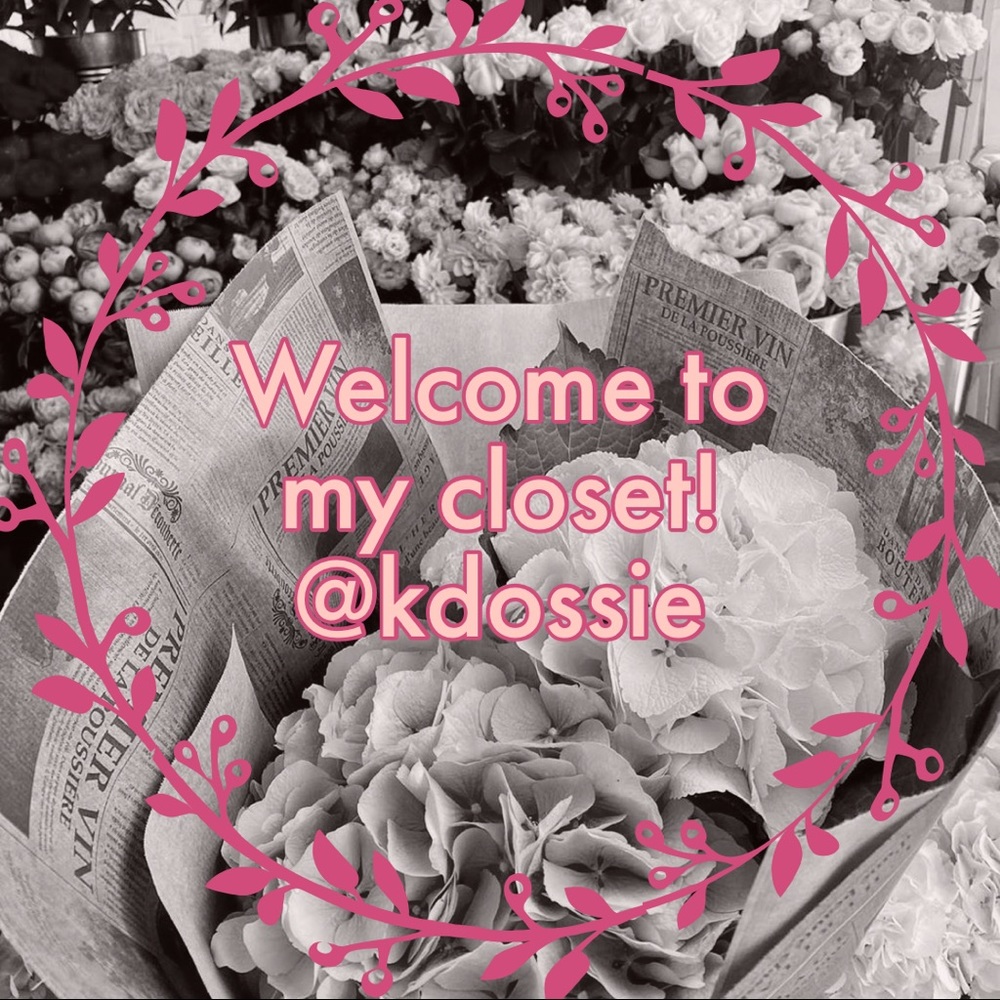 Welcome to my closet! 🅿️Ⓜ️💕🍍